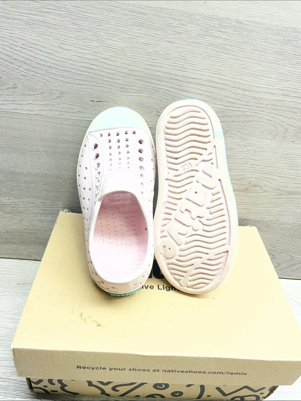 Native Kids Jefferson Slip-On Water Shoes in Light Pink #1561